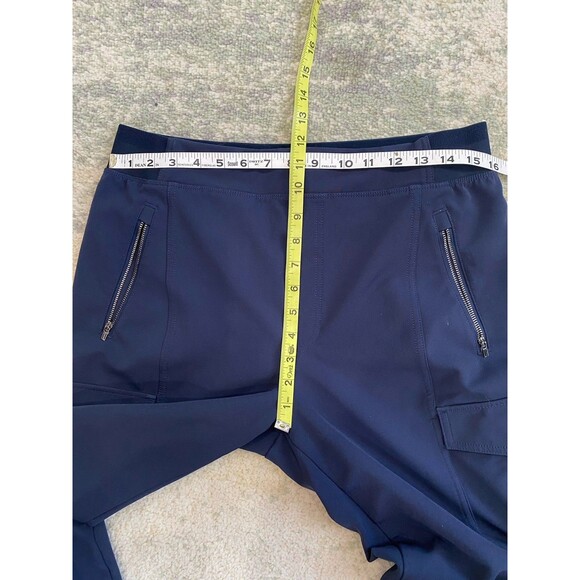 Athleta Endless High Rise Cargo Pants Women's Size 12 Navy - Picture 6 of 7